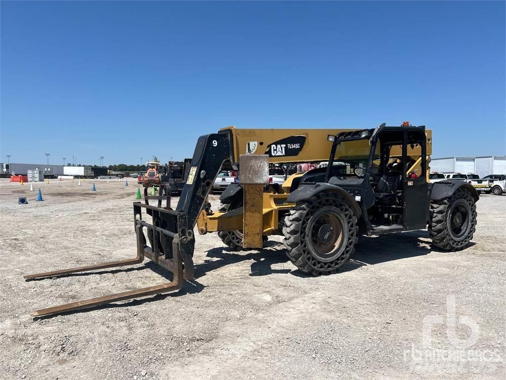 CAT TL943C Teleskopiskie manipulatori