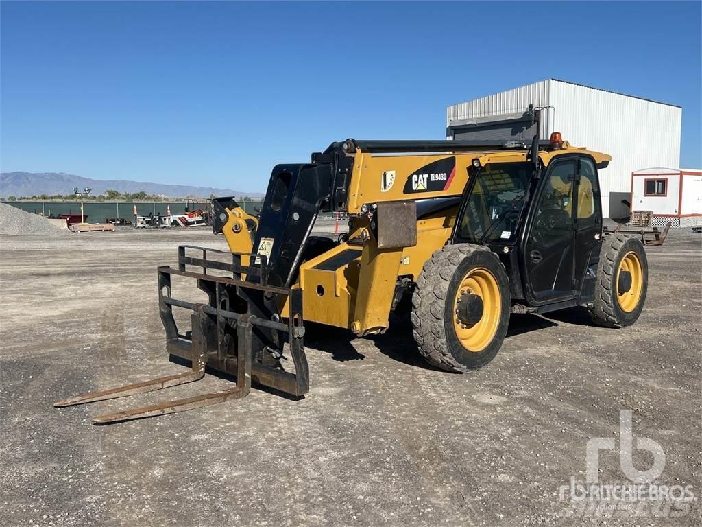 CAT TL943D Teleskopiskie manipulatori