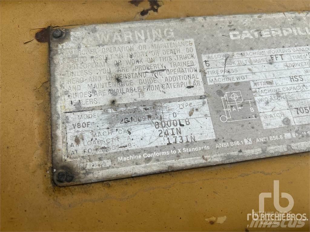 CAT V80F Tehnika ar dīzeļa dzinēju