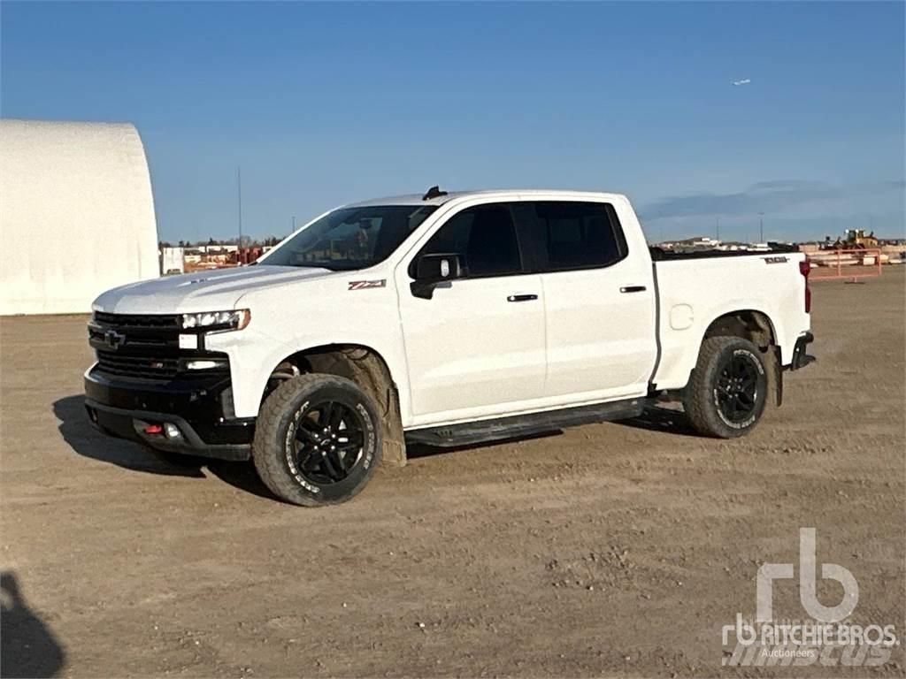 Chevrolet 1500 Vieglais kravas automobilis/izkraušana no sāniem