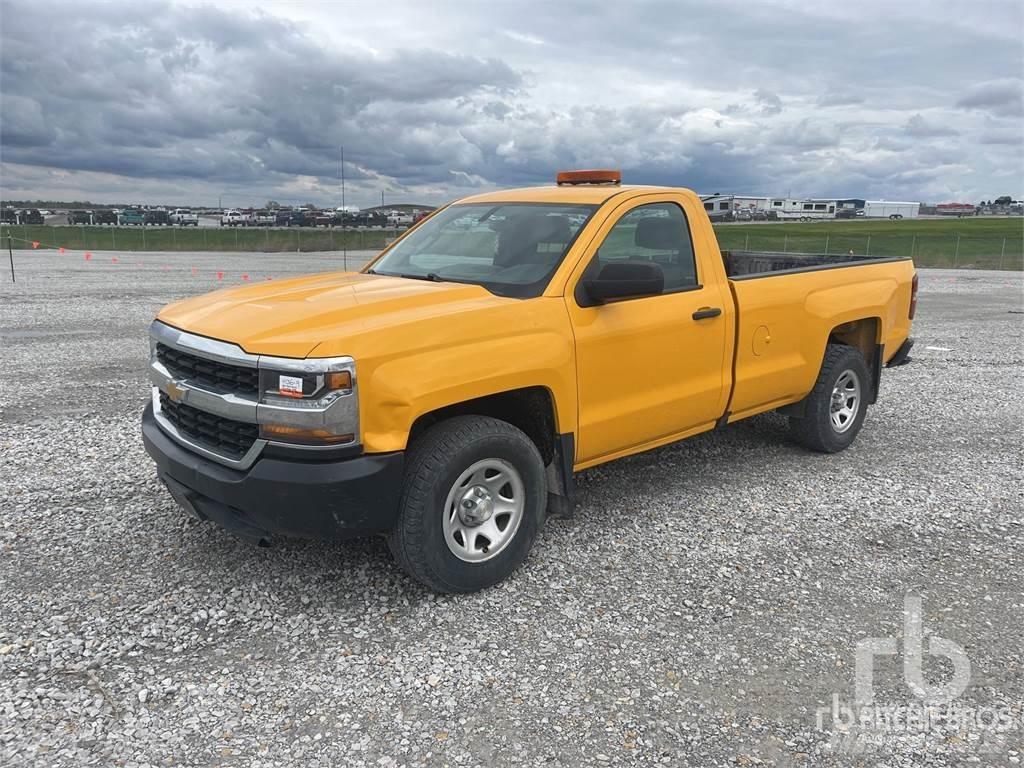 Chevrolet 1500 Vieglais kravas automobilis/izkraušana no sāniem