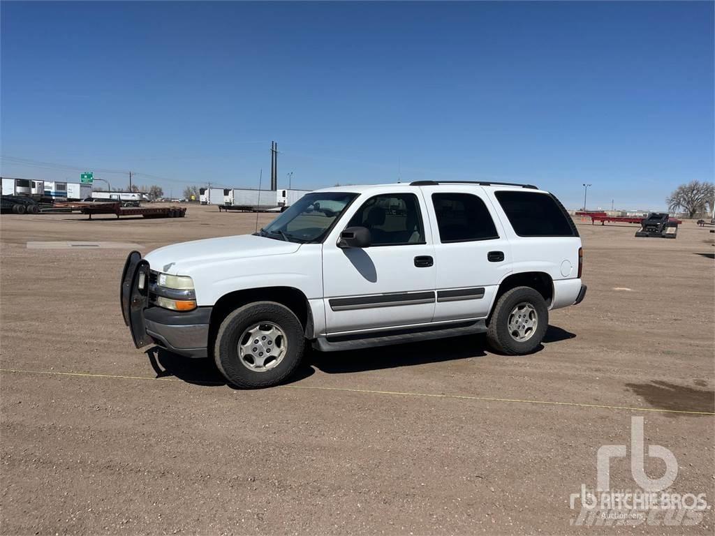 Chevrolet TAHOE Vieglais kravas automobilis/izkraušana no sāniem