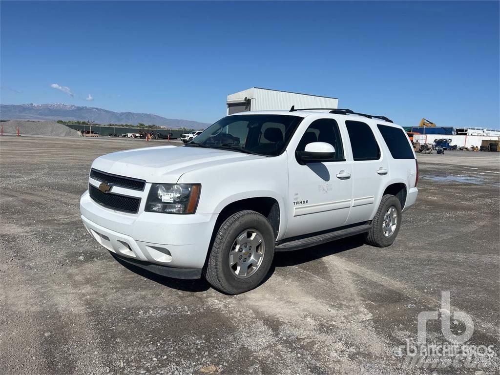 Chevrolet TAHOE Vieglais kravas automobilis/izkraušana no sāniem