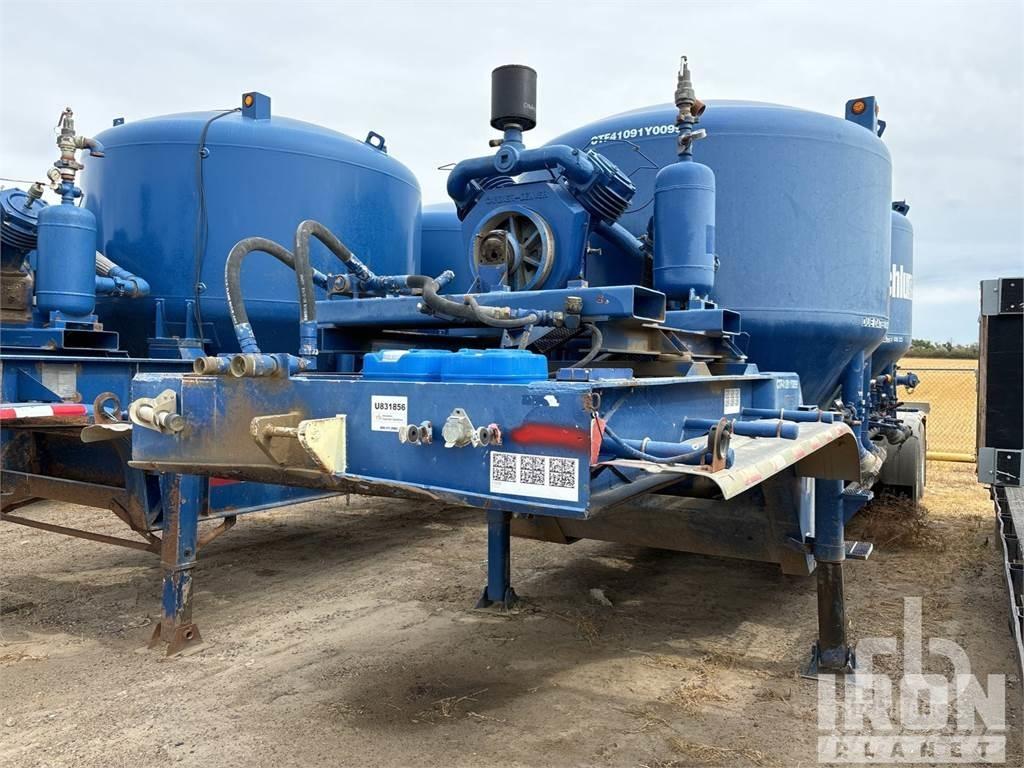 Clark 14 ft T/A Autocisternas