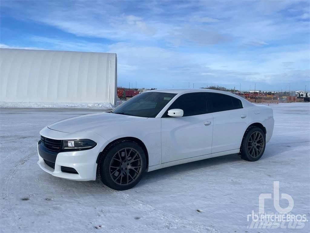 Dodge CHARGER Automašīnas