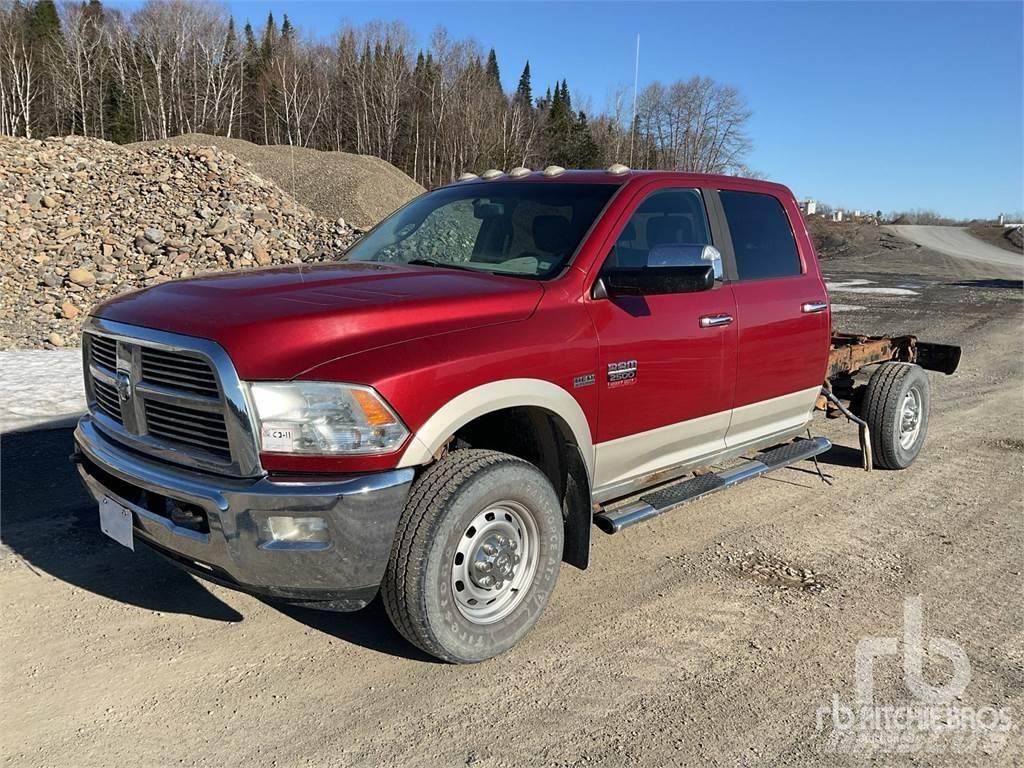 Dodge RAM 2500 Šasija ar kabīni