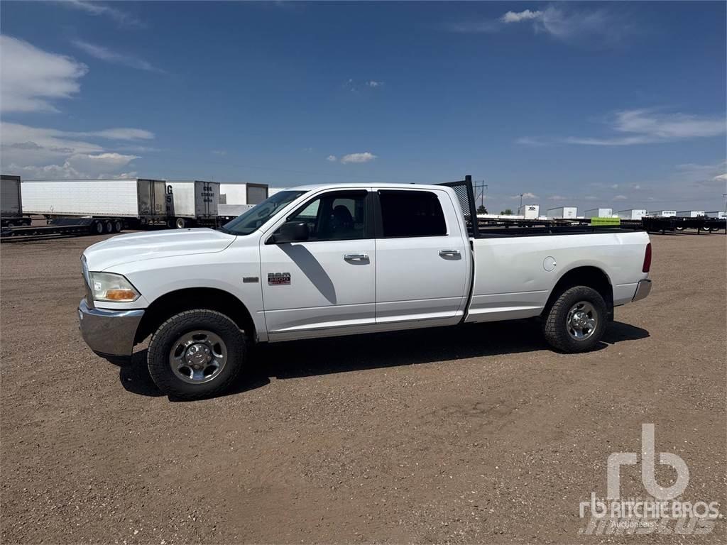 Dodge RAM 2500 Vieglais kravas automobilis/izkraušana no sāniem