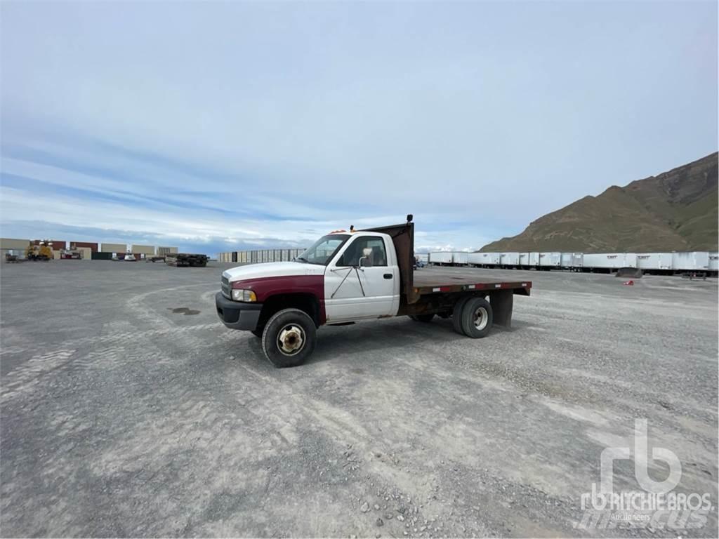 Dodge RAM 3500 Platformas/izkraušana no sāniem