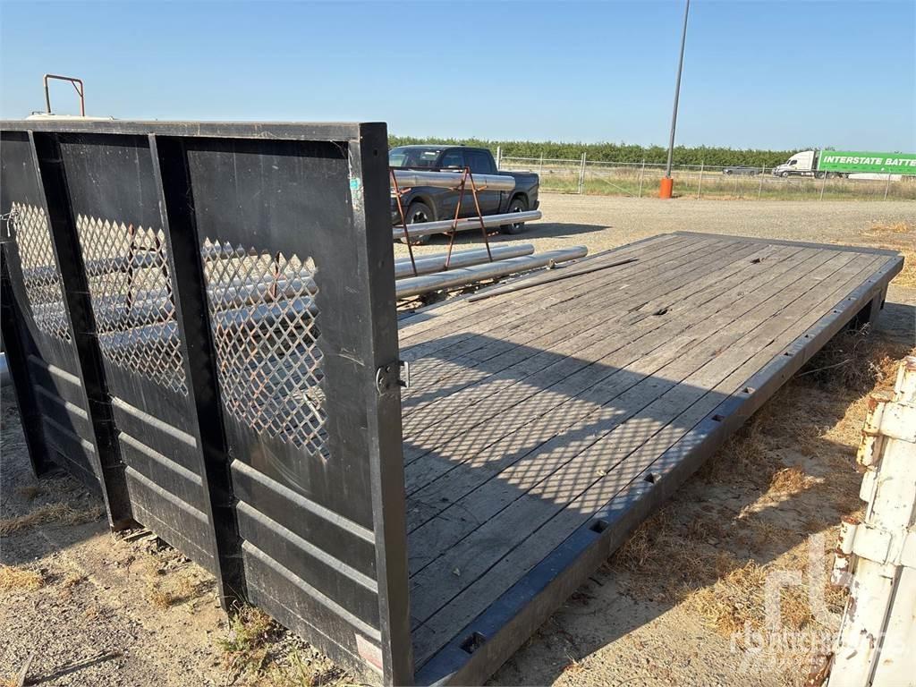  Flatbed Kabīnes un interjers
