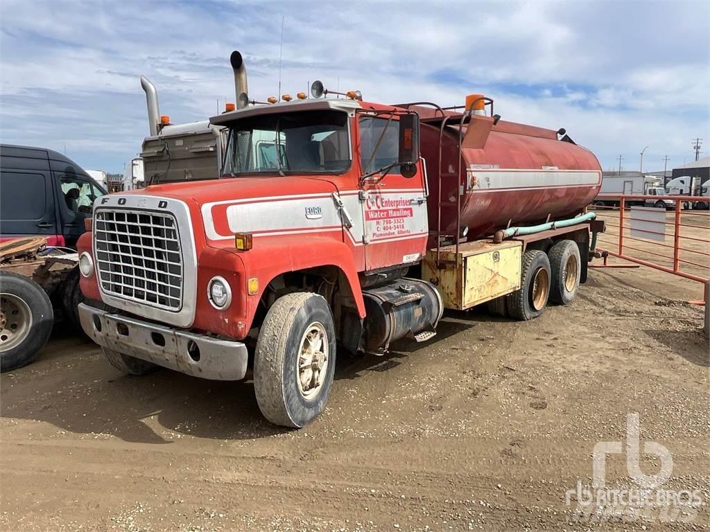 Ford 9000 Ūdens mašīnas