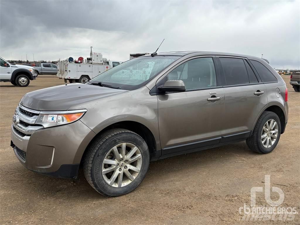 Ford EDGE Vieglais kravas automobilis/izkraušana no sāniem