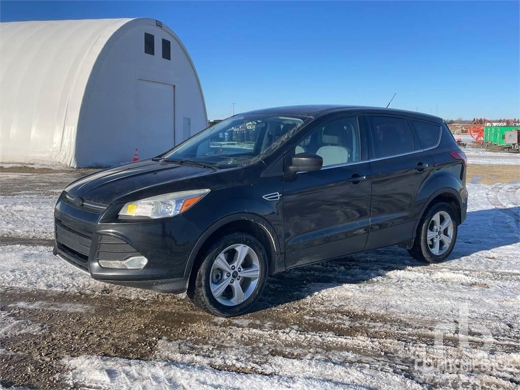 Ford ESCAPE Vieglais kravas automobilis/izkraušana no sāniem