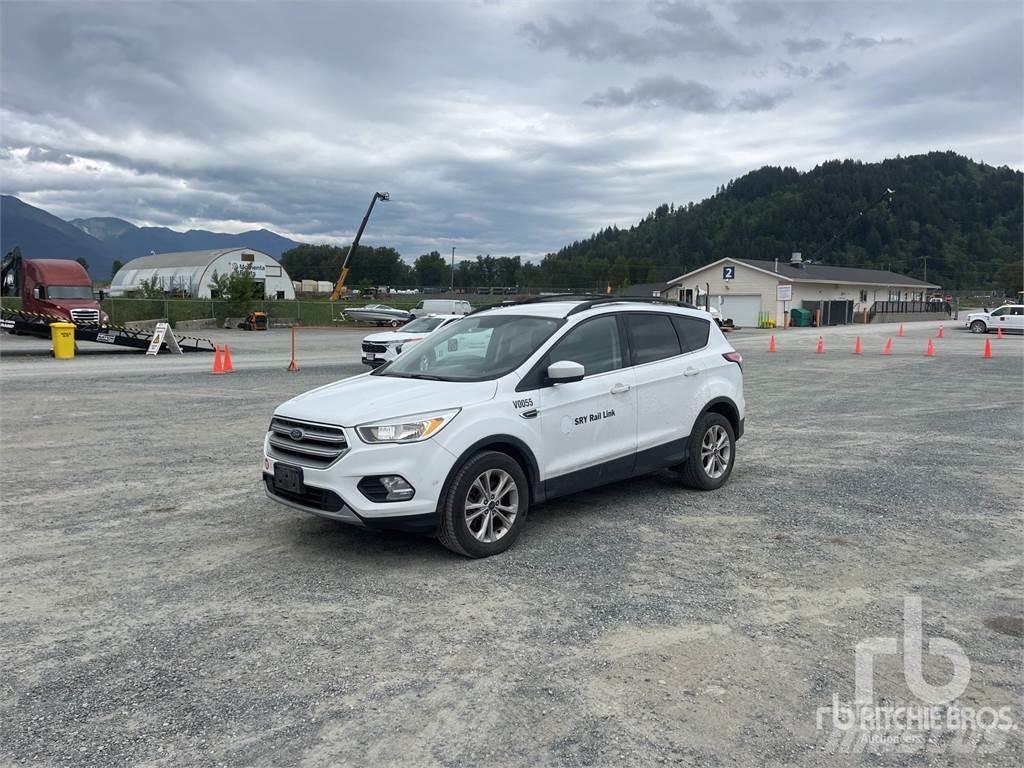 Ford ESCAPE Vieglais kravas automobilis/izkraušana no sāniem