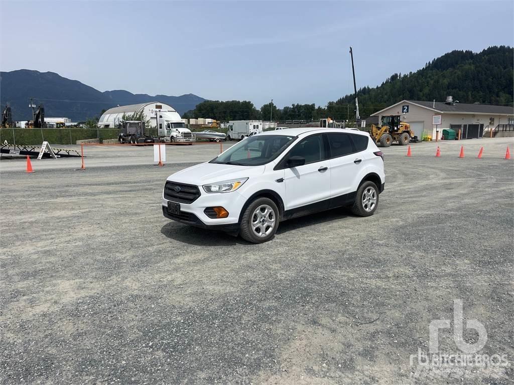 Ford ESCAPE Vieglais kravas automobilis/izkraušana no sāniem