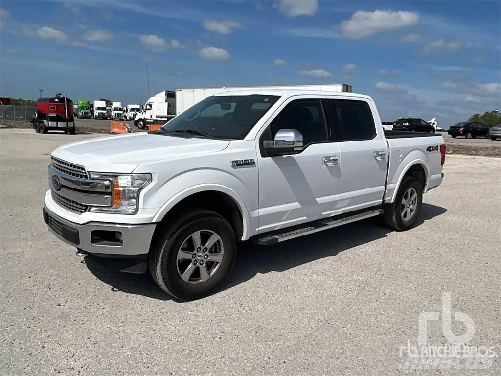 Ford F-150 Vieglais kravas automobilis/izkraušana no sāniem