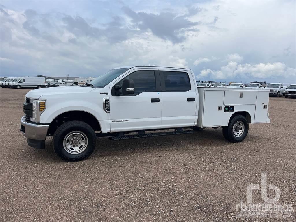 Ford F-250 Pilsētas atkritumvedēji