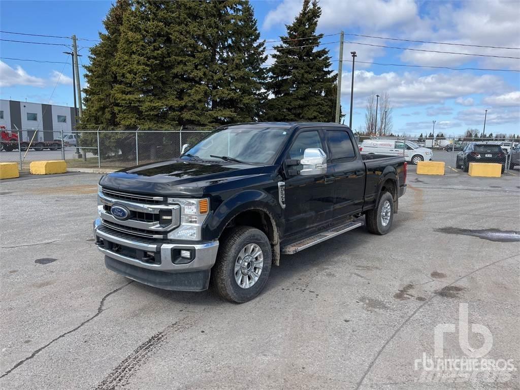 Ford F-350 Vieglais kravas automobilis/izkraušana no sāniem
