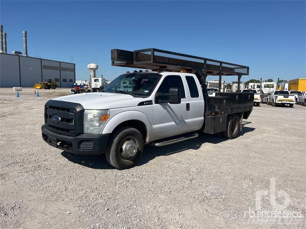 Ford F-350 Platformas/izkraušana no sāniem