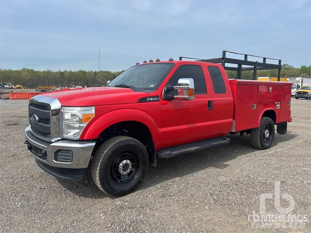 Ford F-350 Pilsētas atkritumvedēji