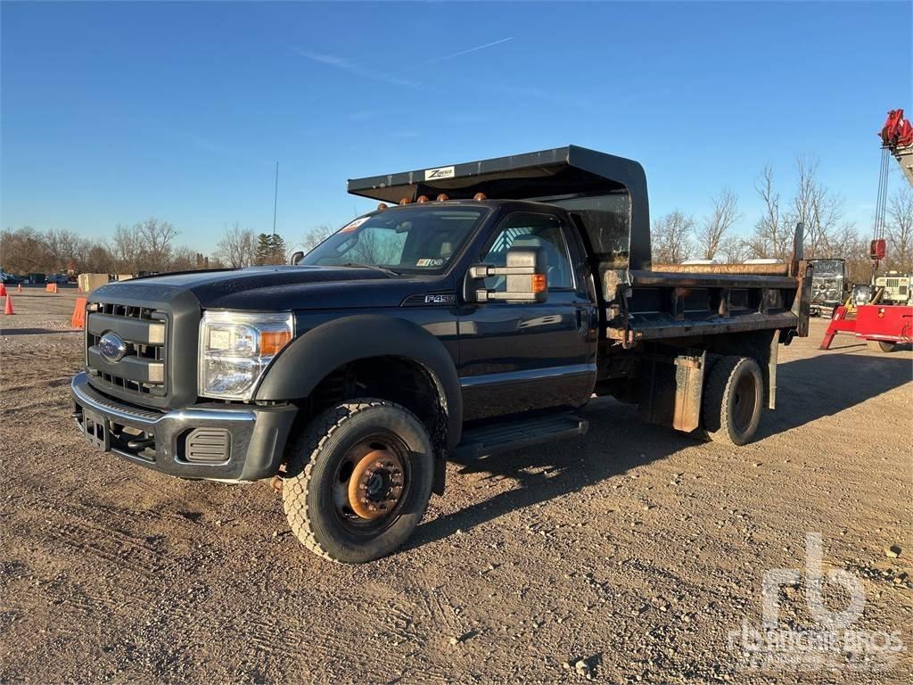 Ford F-450 Pašizgāzējs