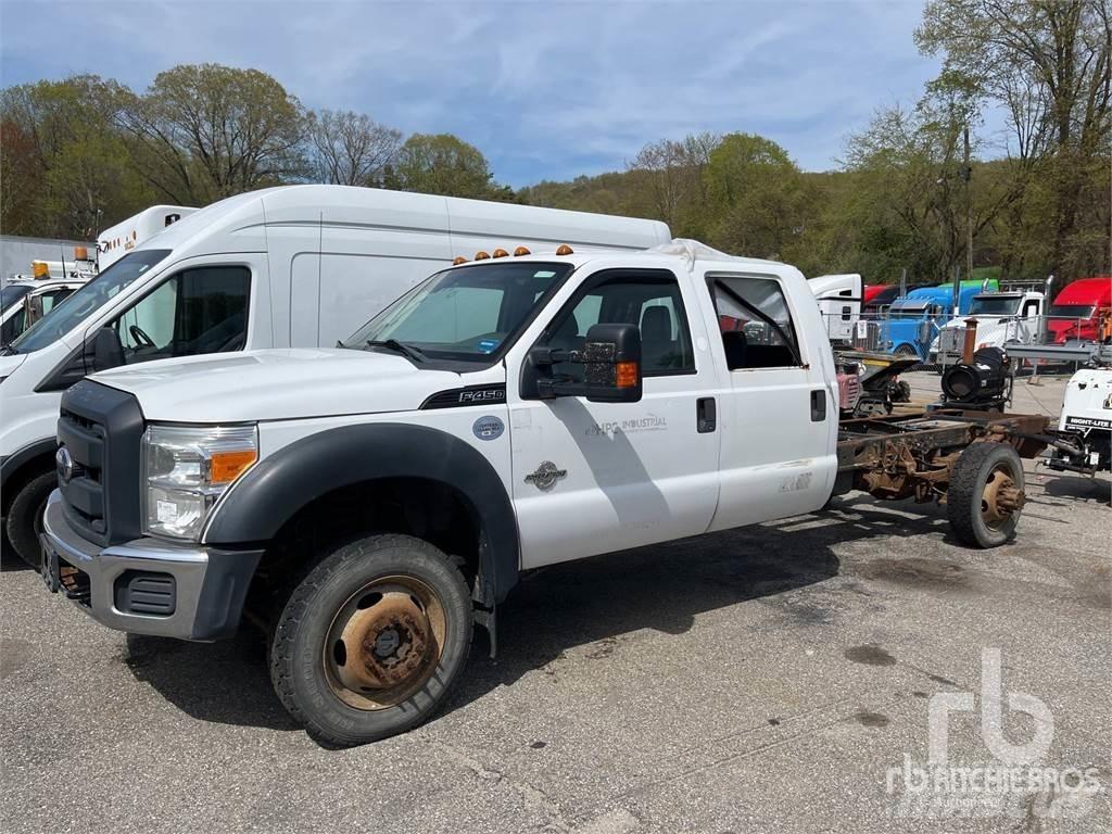 Ford F-450 Šasija ar kabīni