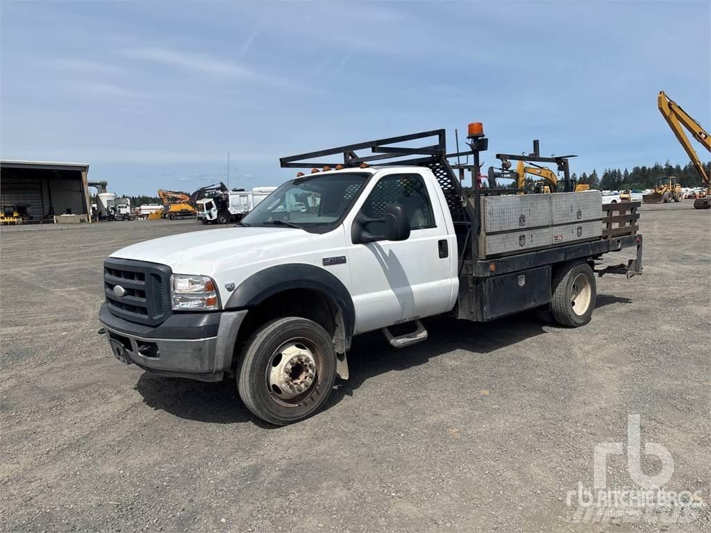 Ford F-450 Platformas/izkraušana no sāniem