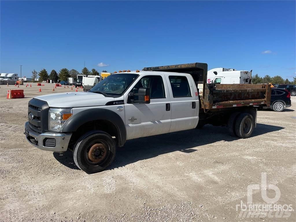 Ford F-550 Pašizgāzējs
