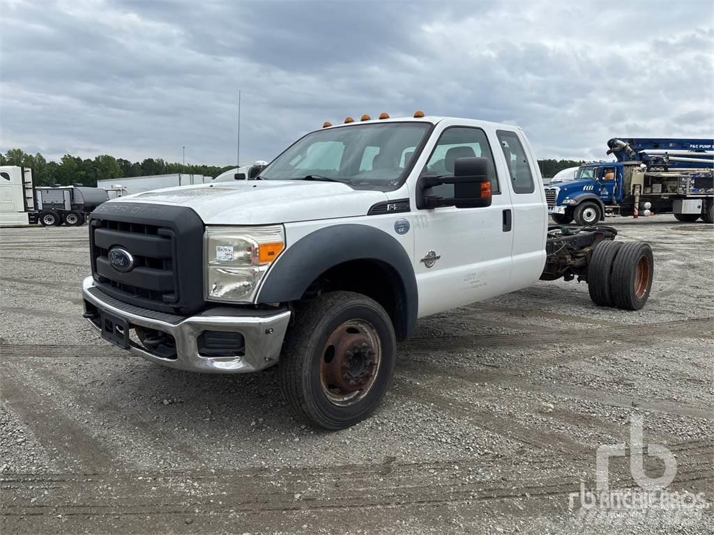Ford F-550 Komunālās mašīnas