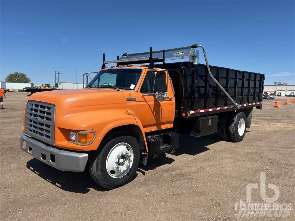 Ford F-650 Pašizgāzējs