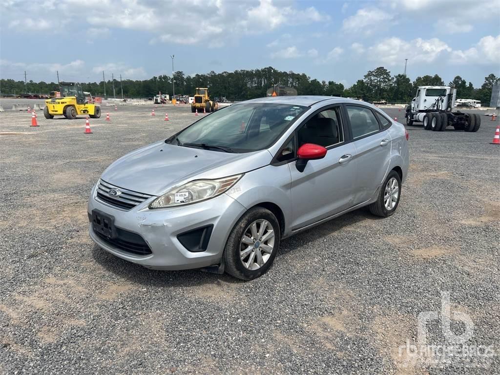 Ford FIESTA Automašīnas