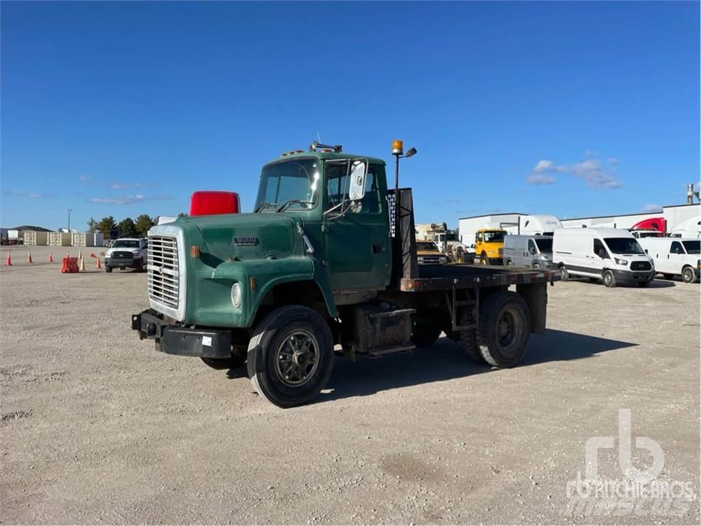 Ford LS800F Platformas/izkraušana no sāniem