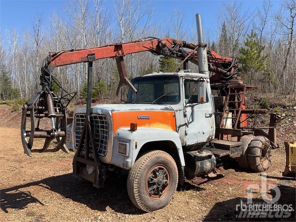 Ford LTS9000 Kokvedēji
