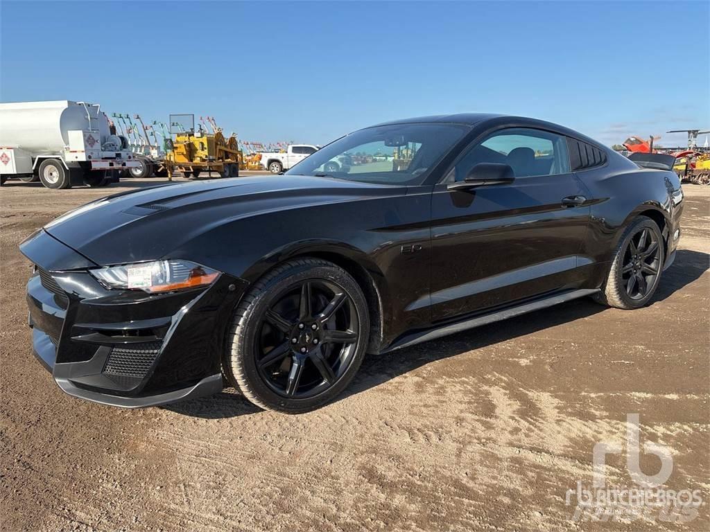 Ford MUSTANG Automašīnas
