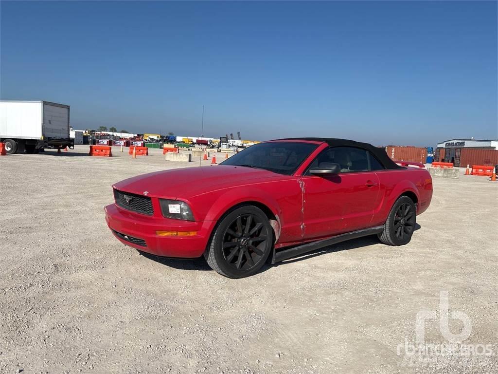Ford MUSTANG Automašīnas