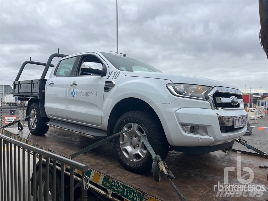 Ford RANGER Vieglais kravas automobilis/izkraušana no sāniem