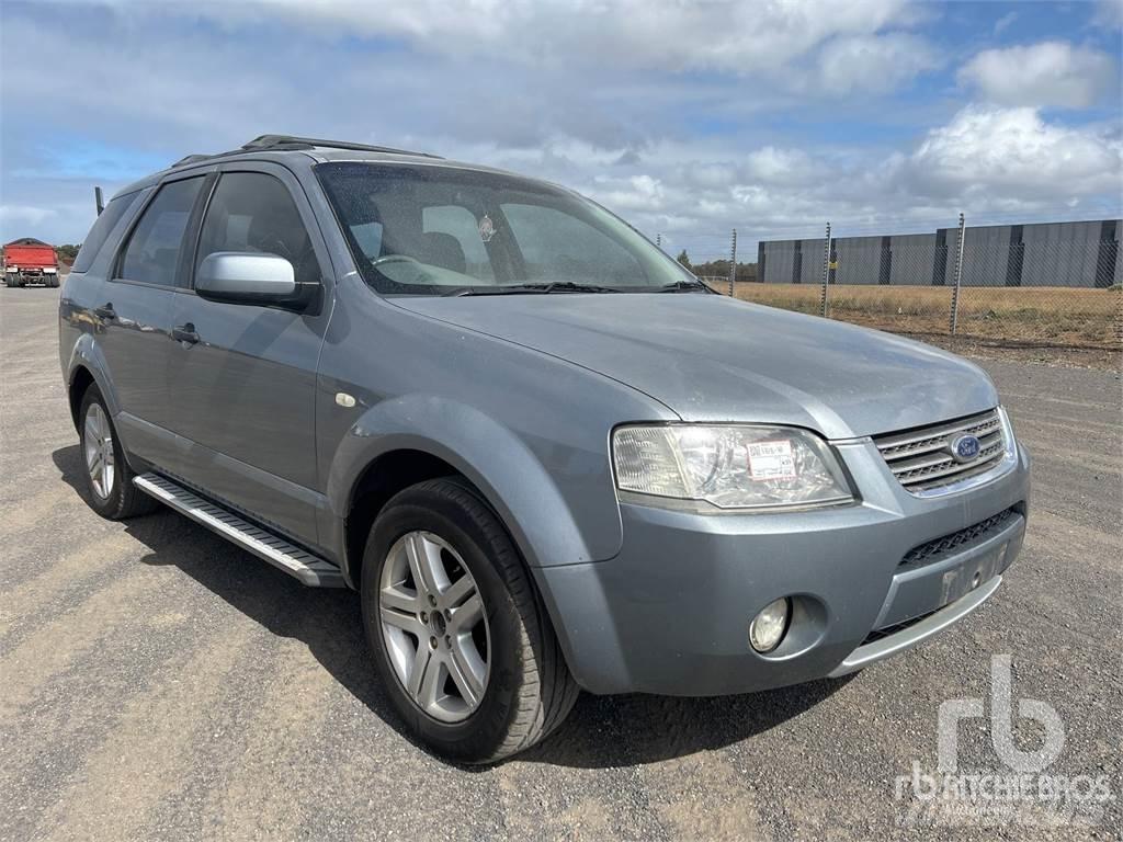 Ford TERRITORY Automašīnas