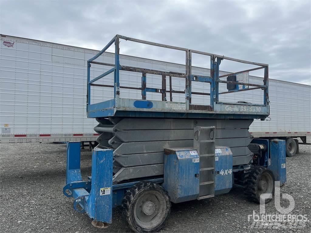 Genie GS-5390 Šķerveida pacēlāji