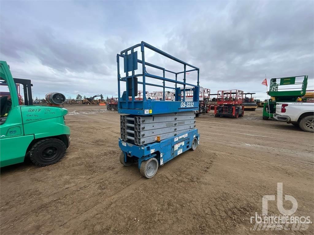 Genie GS3232 Šķerveida pacēlāji