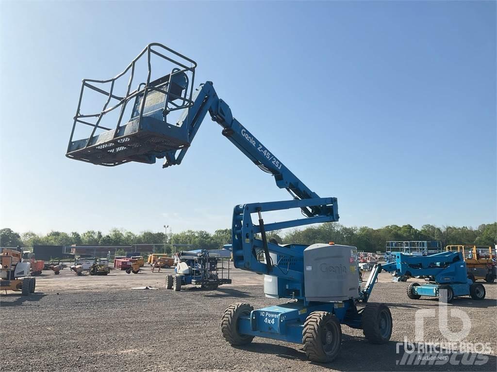 Genie Z45/25J Strēles pacēlāji