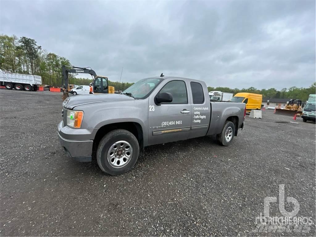 GMC SIERRA 1500 Vieglais kravas automobilis/izkraušana no sāniem