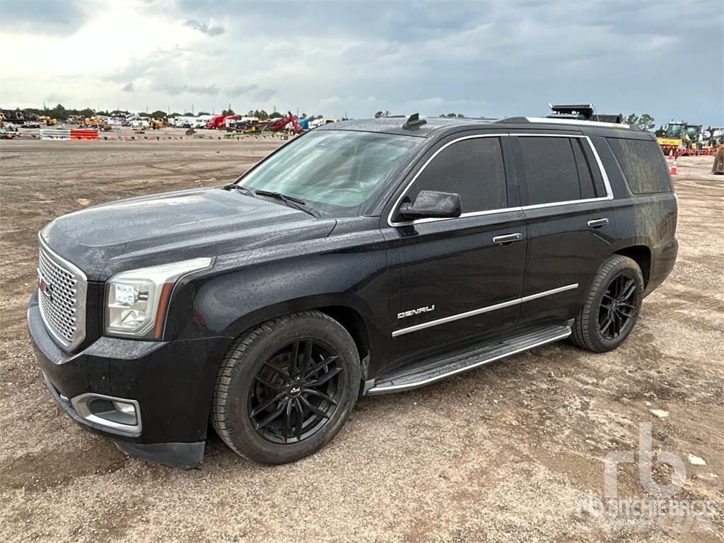 GMC YUKON Vieglais kravas automobilis/izkraušana no sāniem