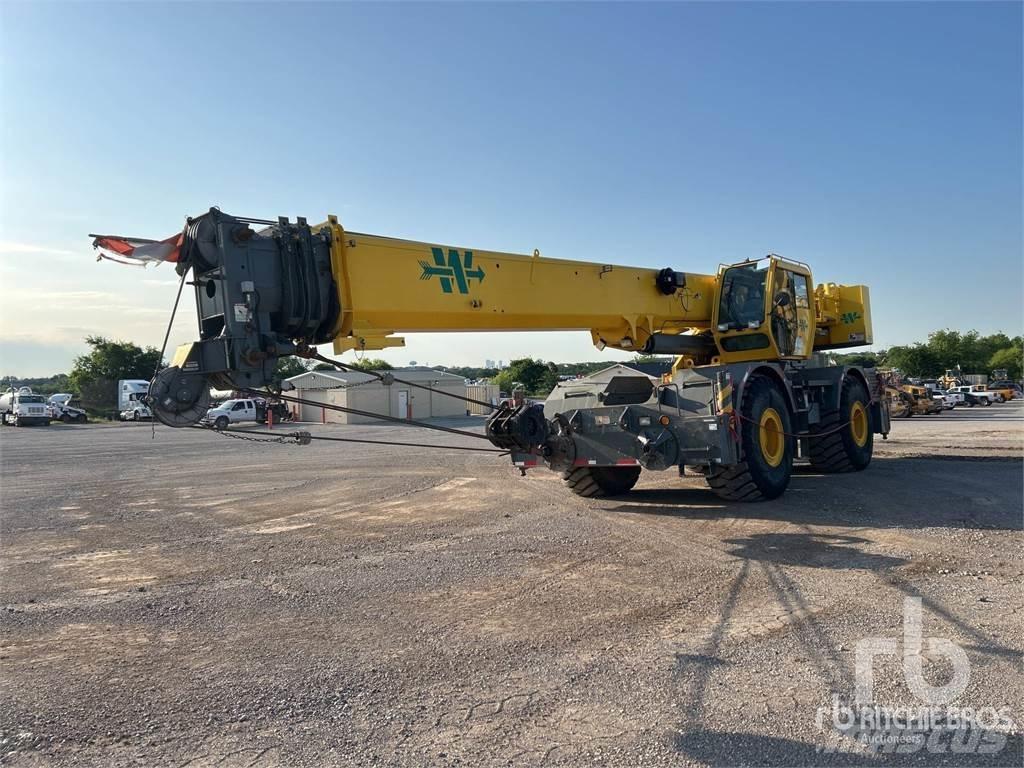 Grove RT765E-2 Celtņi nelīdzenām virsmām