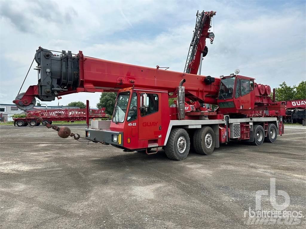 Grove TMS700E Visurgājēji celtņi
