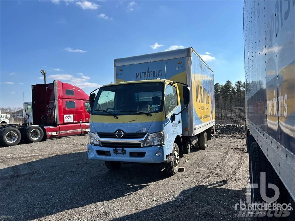 Hino 155 Preču pārvadāšanas furgoni