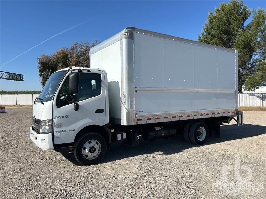 Hino 155 Preču pārvadāšanas furgoni
