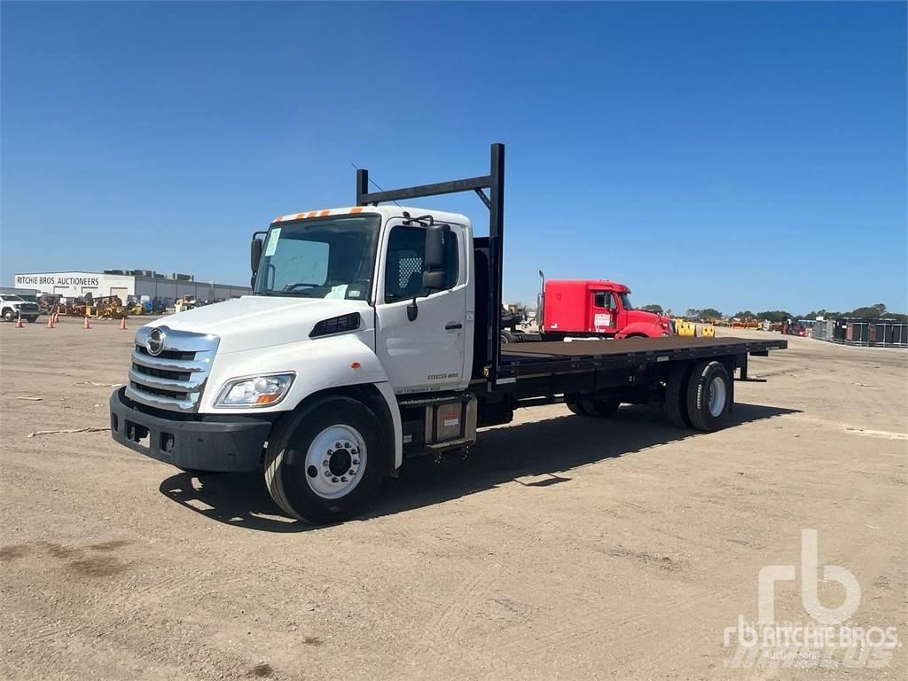 Hino 268 Platformas/izkraušana no sāniem