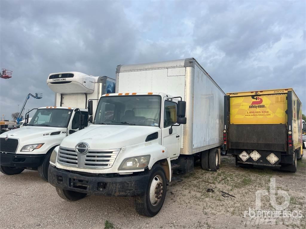 Hino 268 Preču pārvadāšanas furgoni