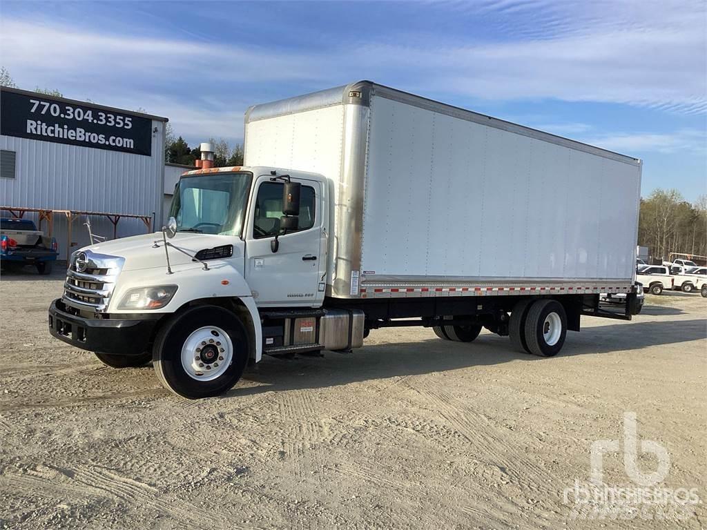 Hino 338 Preču pārvadāšanas furgoni