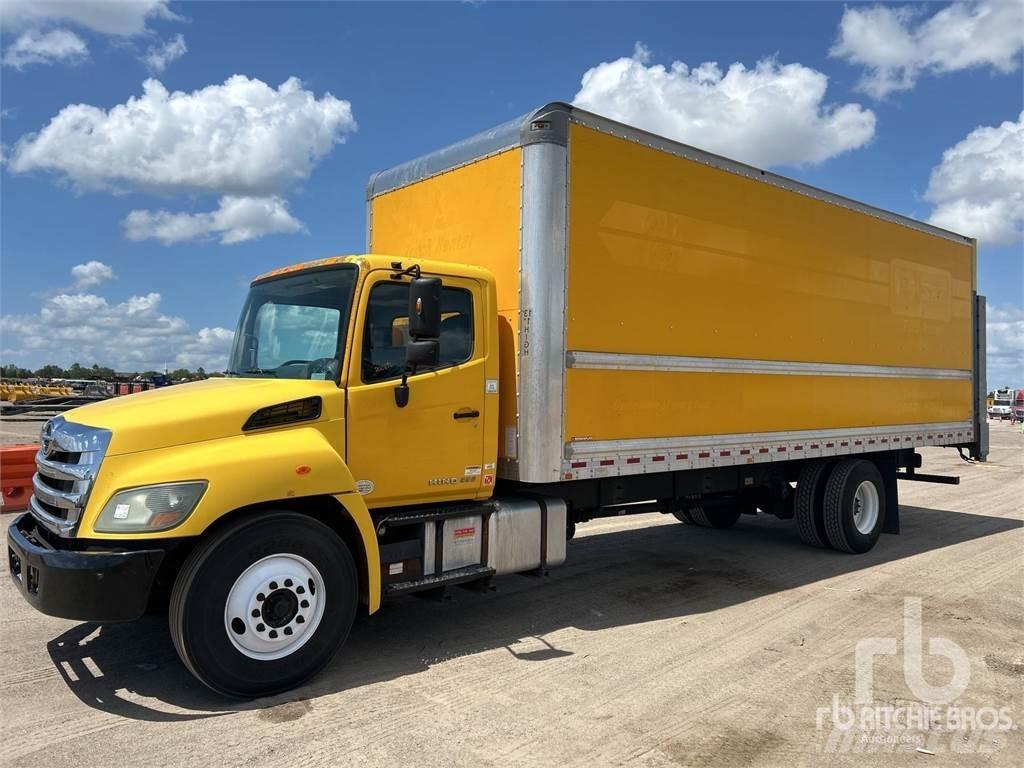 Hino 338 Preču pārvadāšanas furgoni
