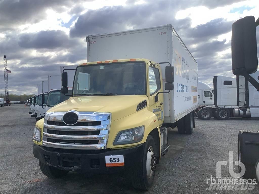 Hino 338 Preču pārvadāšanas furgoni